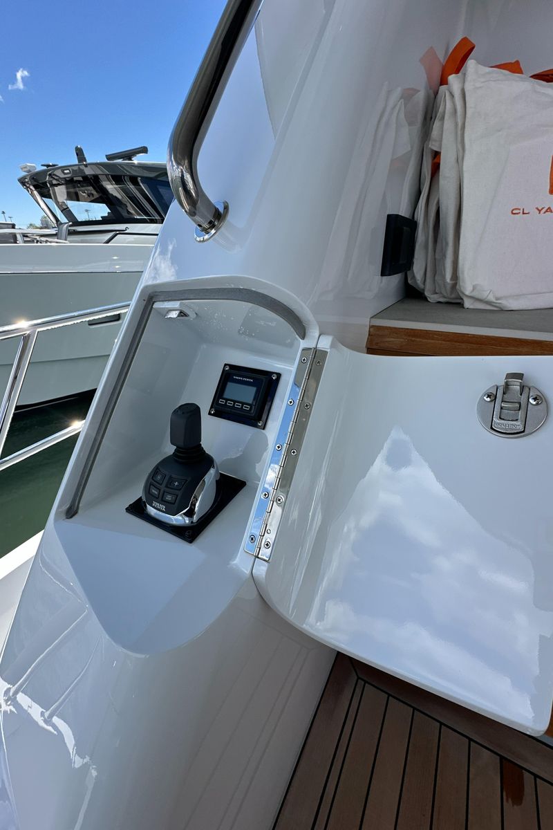 2023 CL Yachts 64 