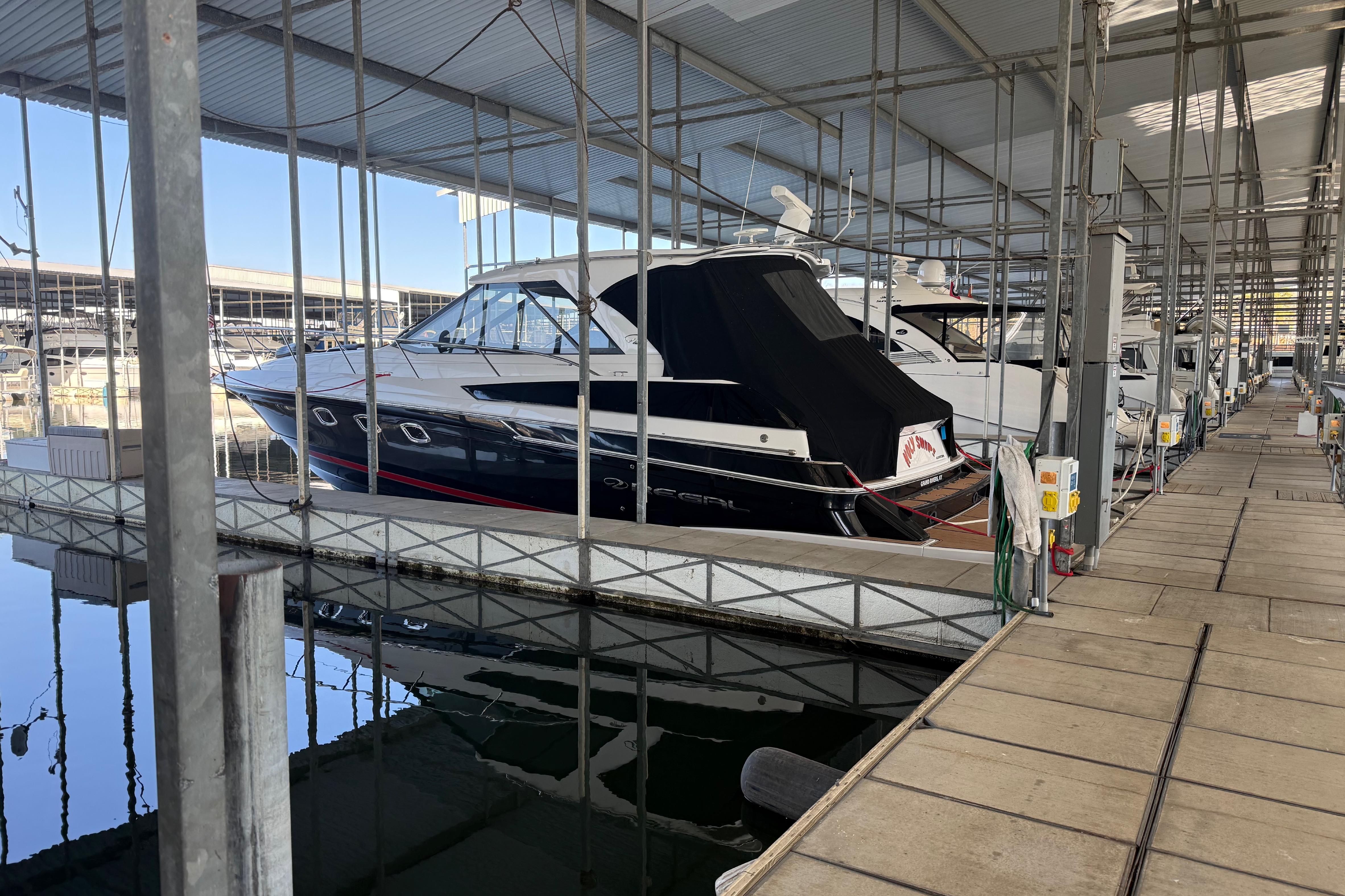 Regal 46 Sport Coupe