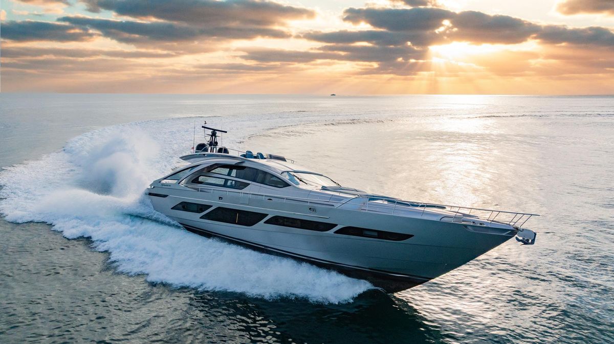 2021 Pershing 92 