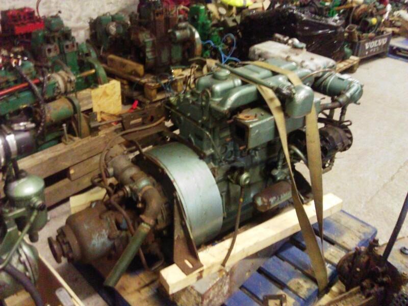 Perkins Perkins 4236 Marine Diesel Engine Breaking For Spares 0m