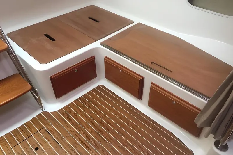 Grand Cove Yacht Photos Pics 