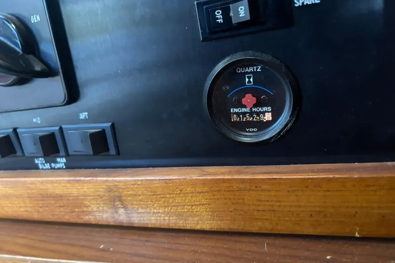 My Love Yacht Photos Pics Control panel of a 1993 Ocean Yachts 44 Aft Cabin showing engine hours.