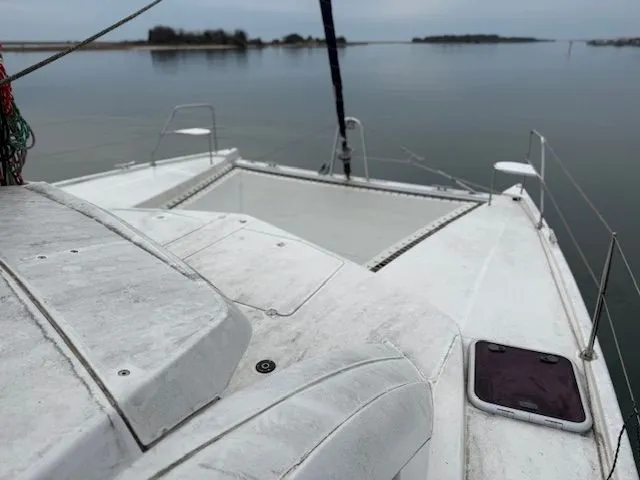 Bgl Yacht Photos Pics Foredeck before detailing IMG_1743.jpeg