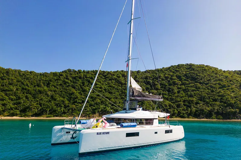 Blue Octane Yacht Photos Pics 