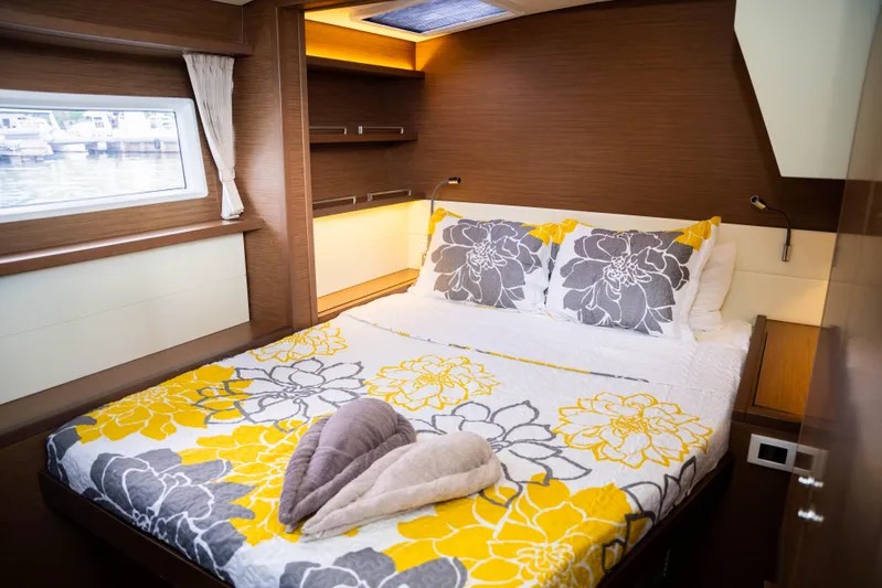 Blue Octane Yacht Photos Pics 