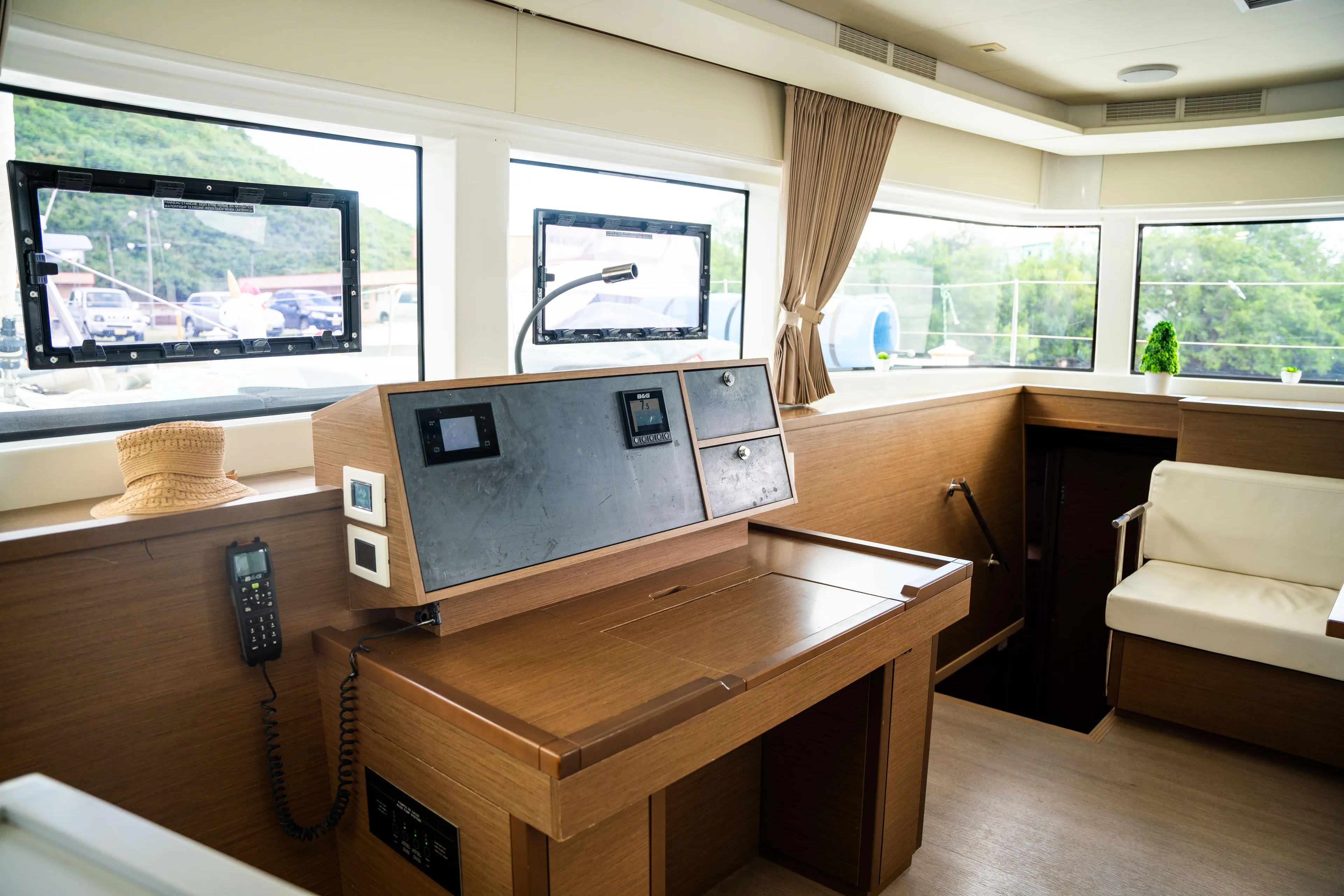 Blue Octane Yacht Photos Pics 