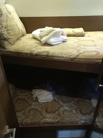 Blue Octane Yacht Photos Pics 