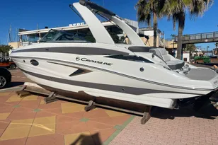 2025 Crownline 270 SS