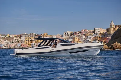 2025 Salpa Soleil 52