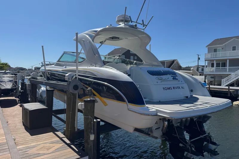  Yacht Photos Pics 2006 Formula 400 Super Sport boat docked in Toms River, NJ marina.