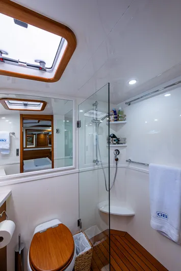 Painkiller Yacht Photos Pics 