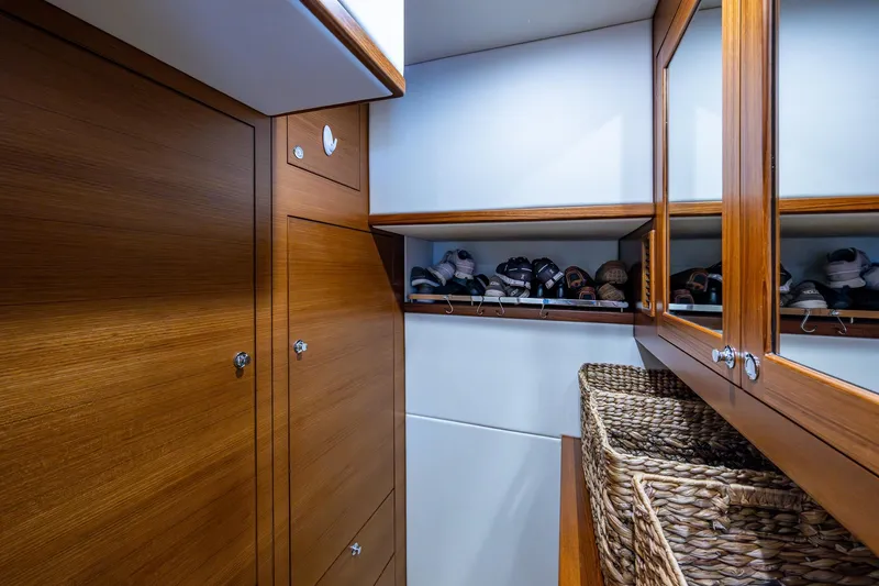 Painkiller Yacht Photos Pics 