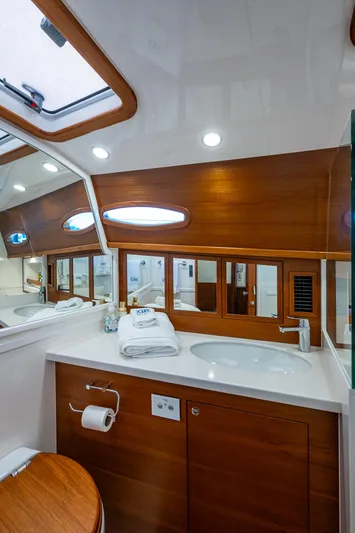 Painkiller Yacht Photos Pics 