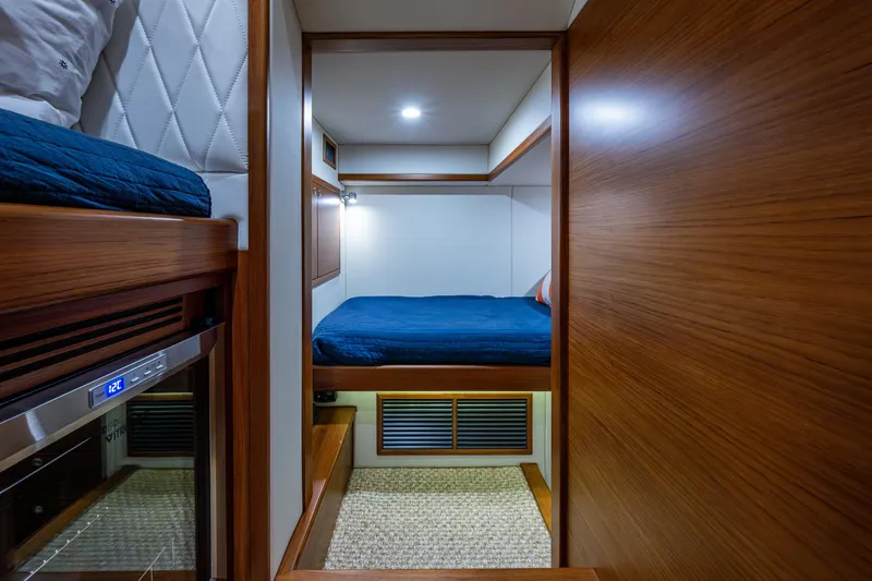 Painkiller Yacht Photos Pics 