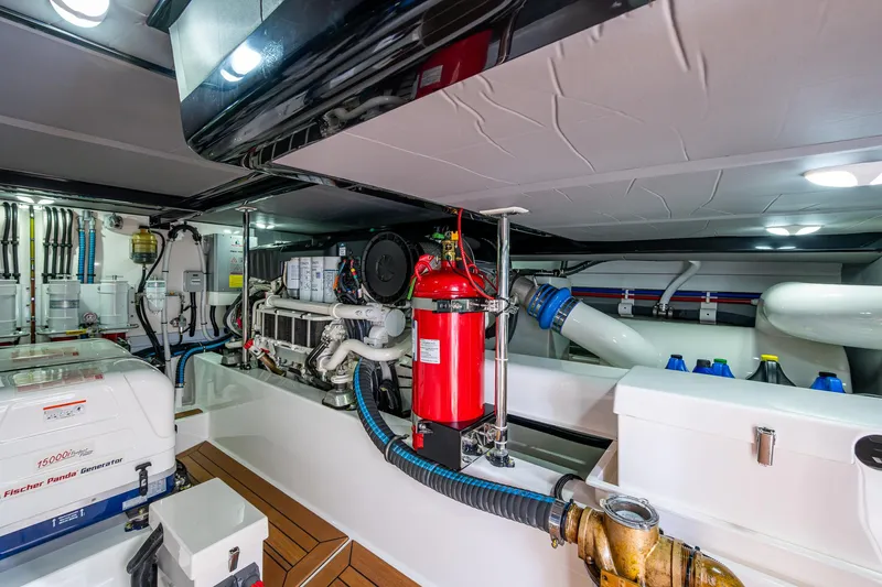 Painkiller Yacht Photos Pics 