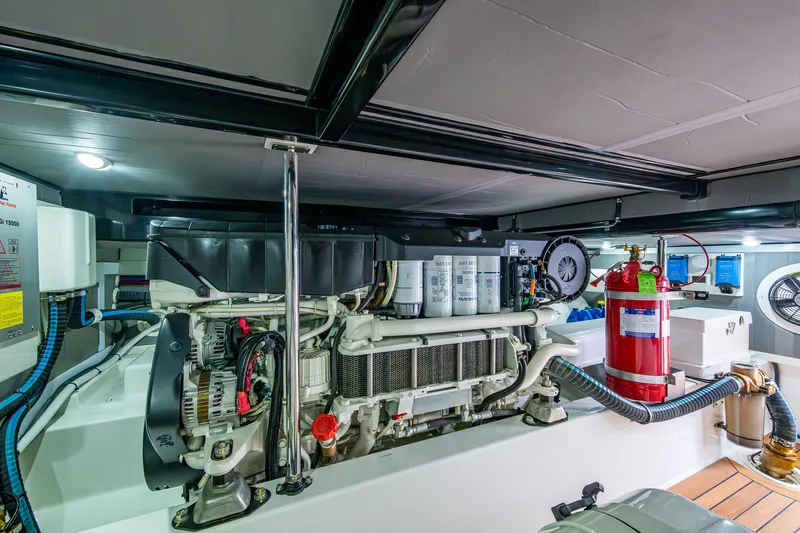 Painkiller Yacht Photos Pics 