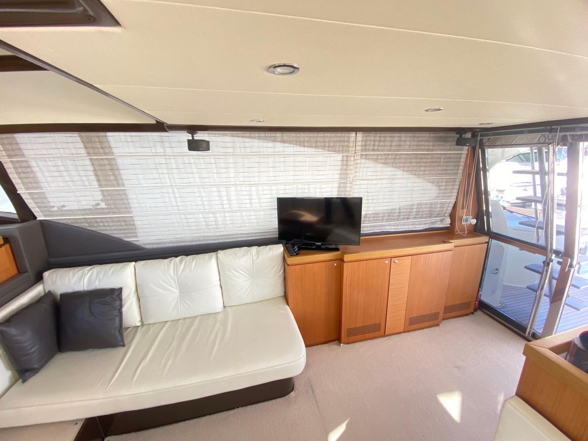2012 Ferretti Yachts 49 