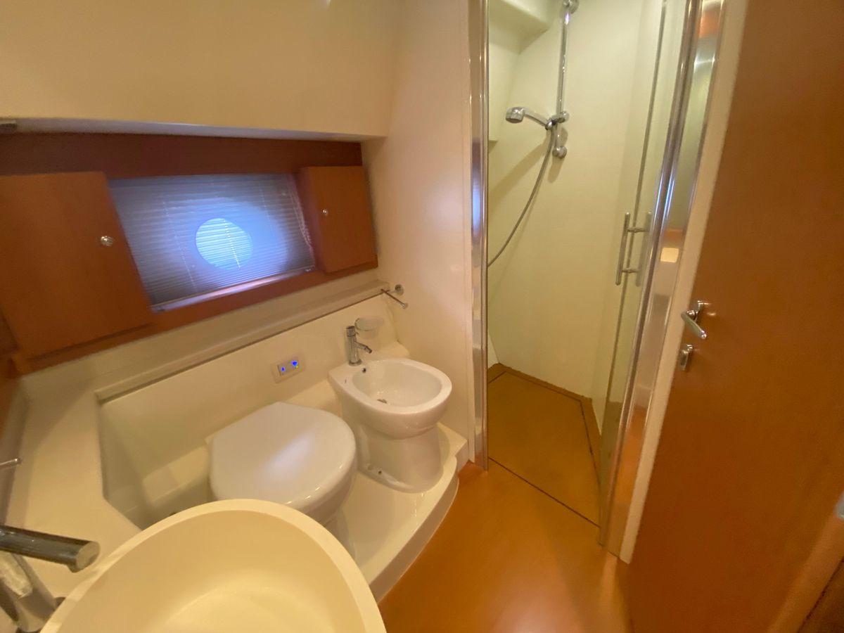 2012 Ferretti Yachts 49 