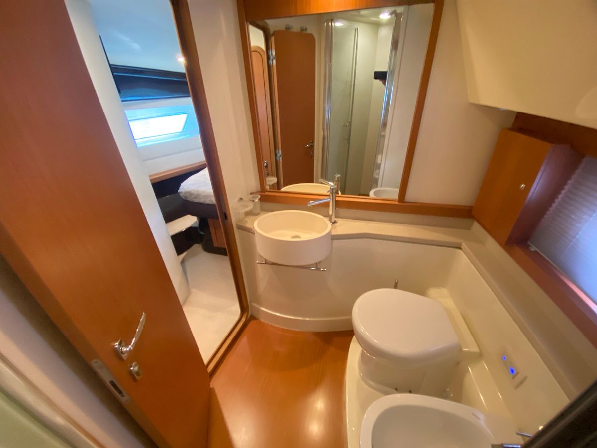 2012 Ferretti Yachts 49 