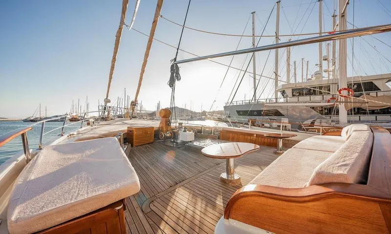 30 M Deluxe Gulet Yacht Photos Pics 