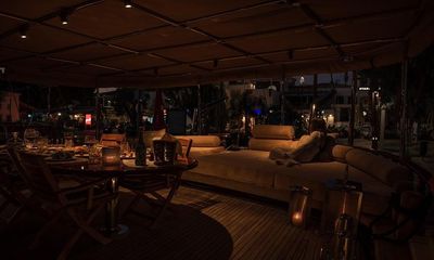 Yacht