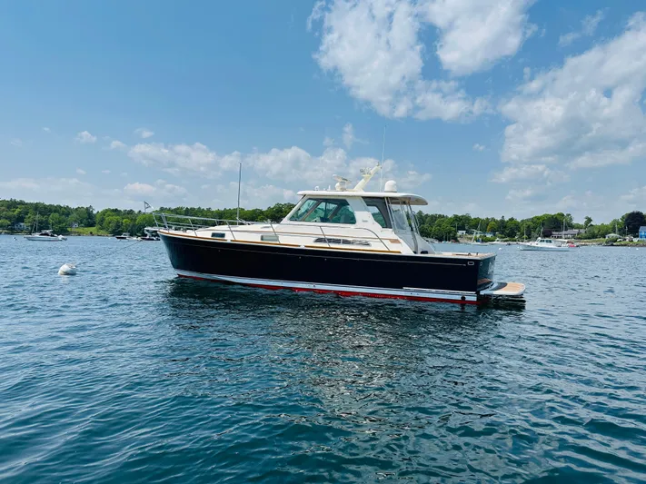 Slipped Away Yacht Photos Pics 