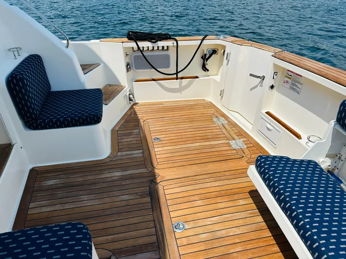 Slipped Away Yacht Photos Pics 