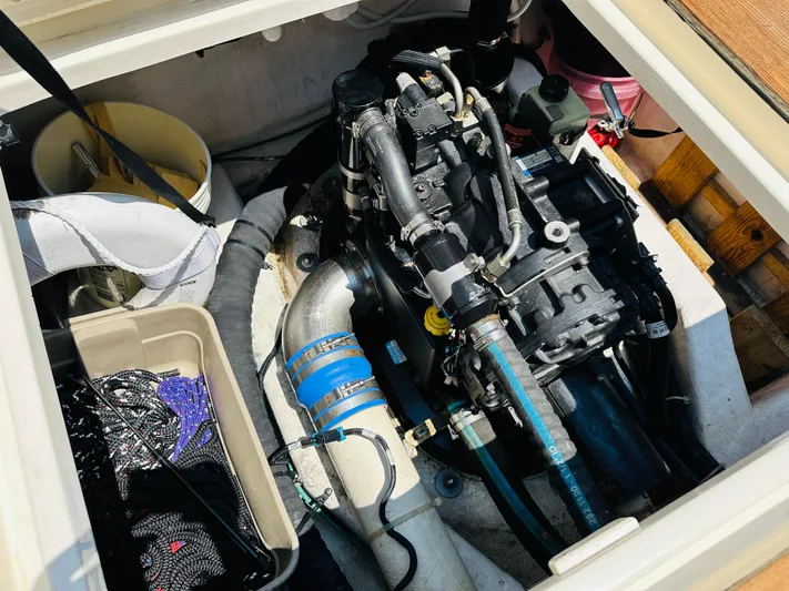 Slipped Away Yacht Photos Pics 