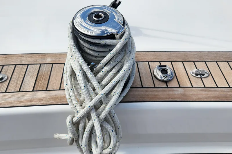 Pinnacle Yacht Photos Pics 