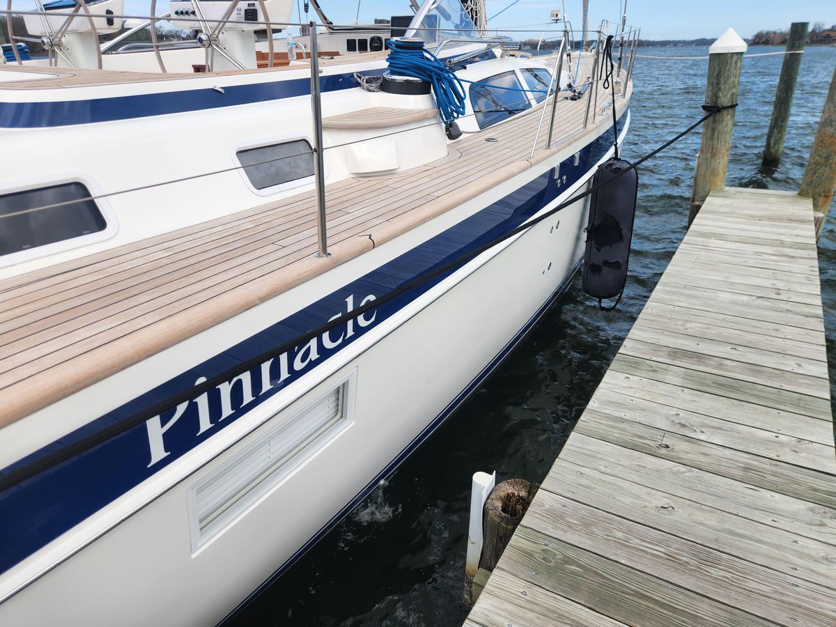 2023 Hallberg-Rassy 57 