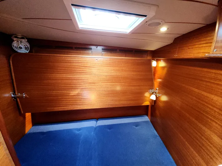 Pinnacle Yacht Photos Pics 
