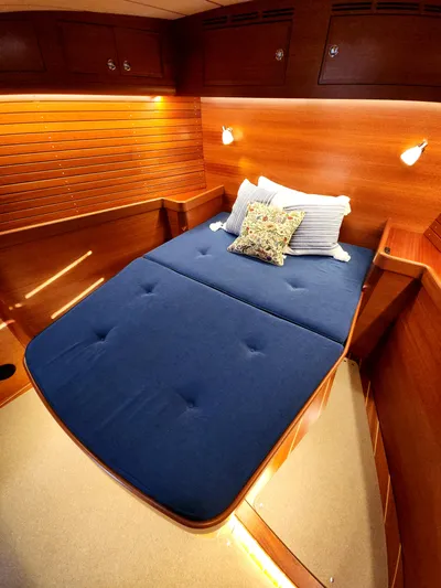 Pinnacle Yacht Photos Pics 