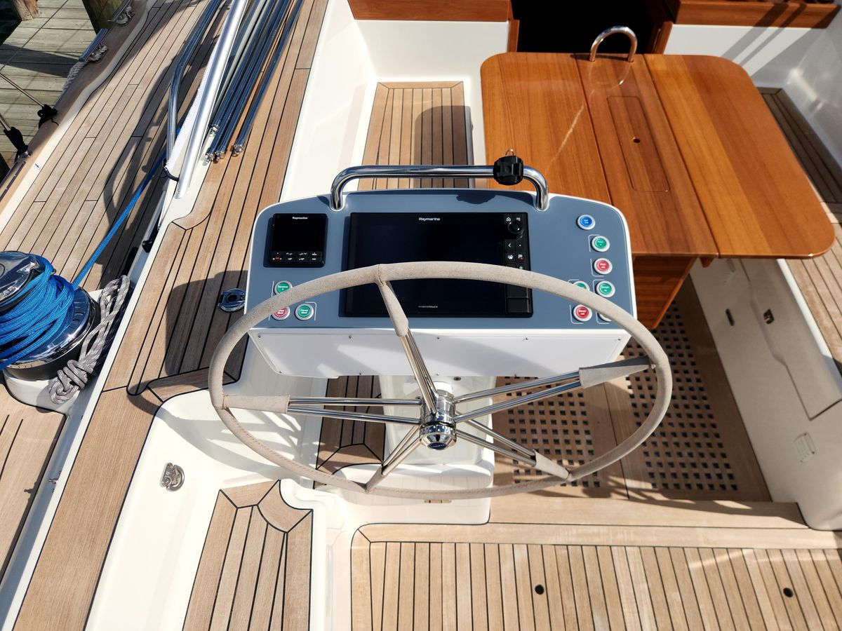 2023 Hallberg-Rassy 57 