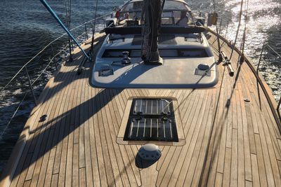 Yacht