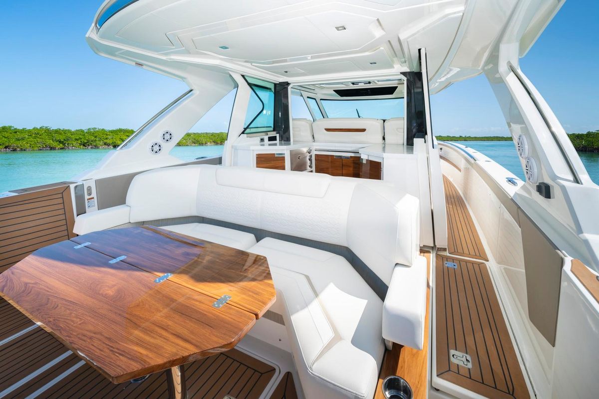 2024 Tiara Yachts 48 