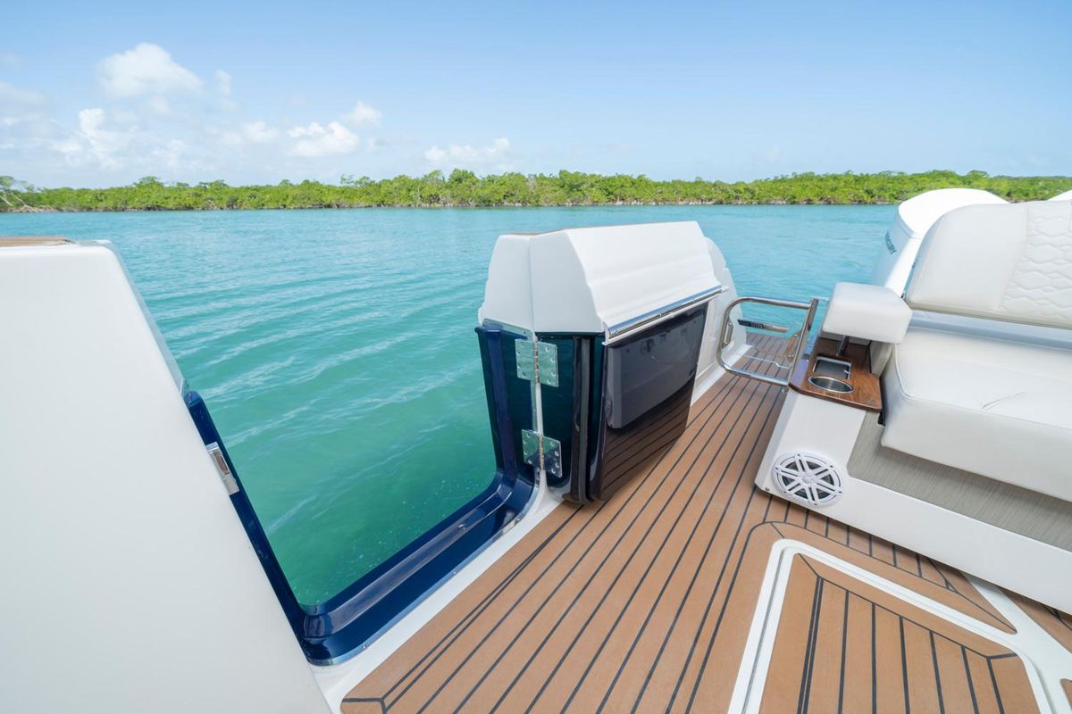 2024 Tiara Yachts 48 