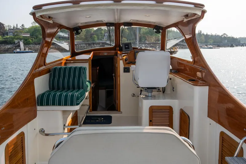 Promise Yacht Photos Pics 