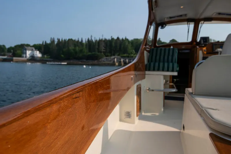 Promise Yacht Photos Pics 