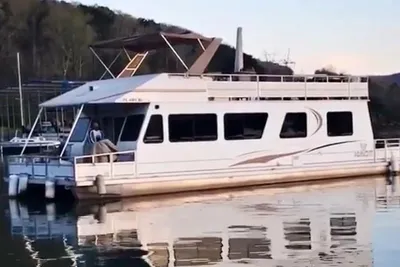 Myacht M Yacht