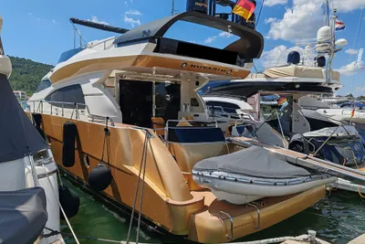 2004 Dominator Nuvari 63