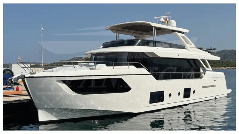  Yacht Photos Pics ABSOLUTE NAVETTA 73