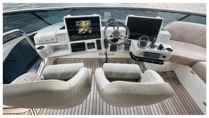  Yacht Photos Pics ABSOLUTE NAVETTA 73