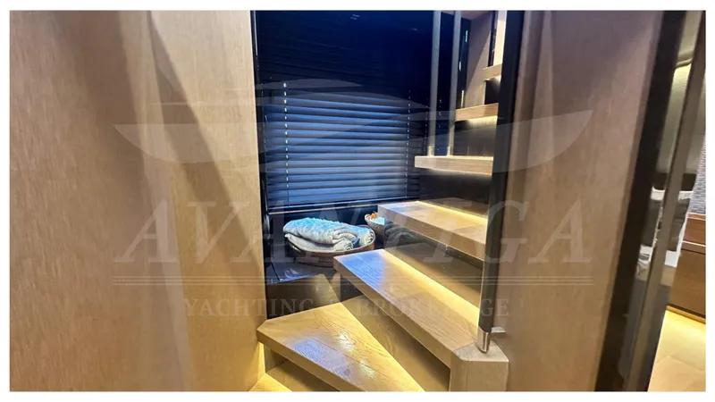  Yacht Photos Pics ABSOLUTE NAVETTA 73