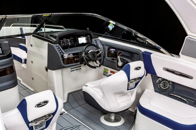270-100 Yacht Photos Pics Manufacturer Provided Image