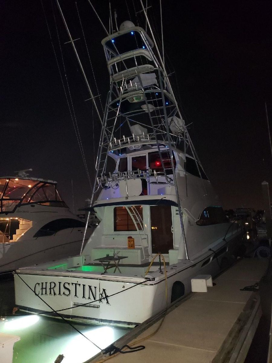 2004 Riviera 64 