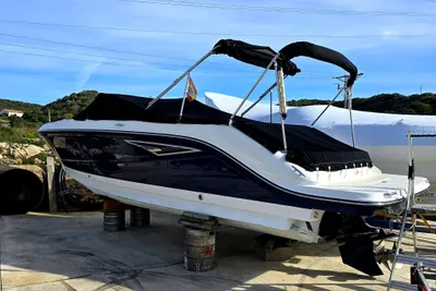 2017 Sea Ray SLX 250