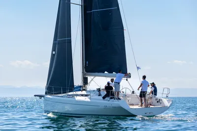Italia Yachts IY11.98 Bellissima