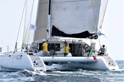 Latini Marine Cat 43