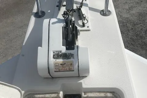 Talisman Yacht Photos Pics 2003 Mainship 430 Aft Cabin Trawler deck equipment close-up.