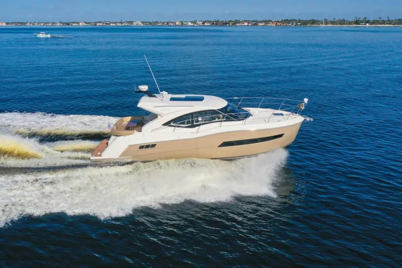 Nauti-lin Yacht Photos Pics 